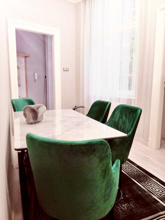 La Roberta Apartment Будапеща Екстериор снимка